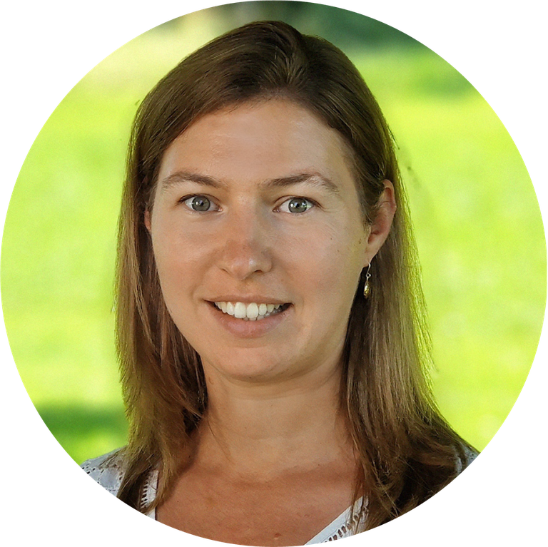 Porträt_Birgit Bertsch_2025_rund.png